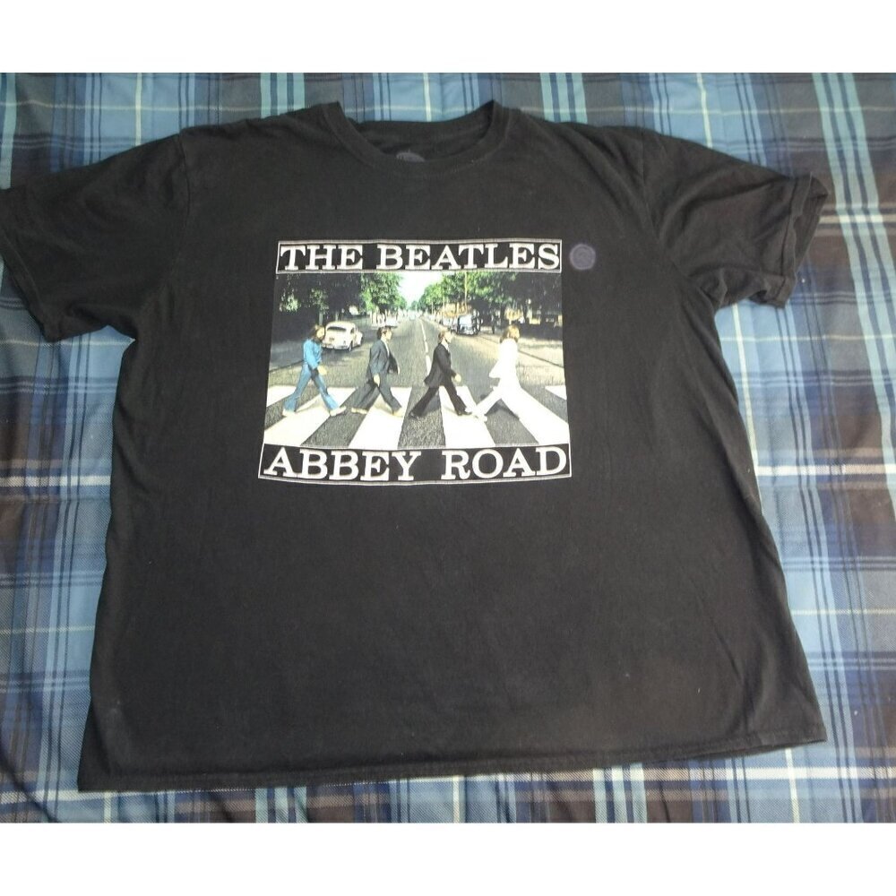Black Beatles Iconic Abbey Road T-Shirt Size X-Large